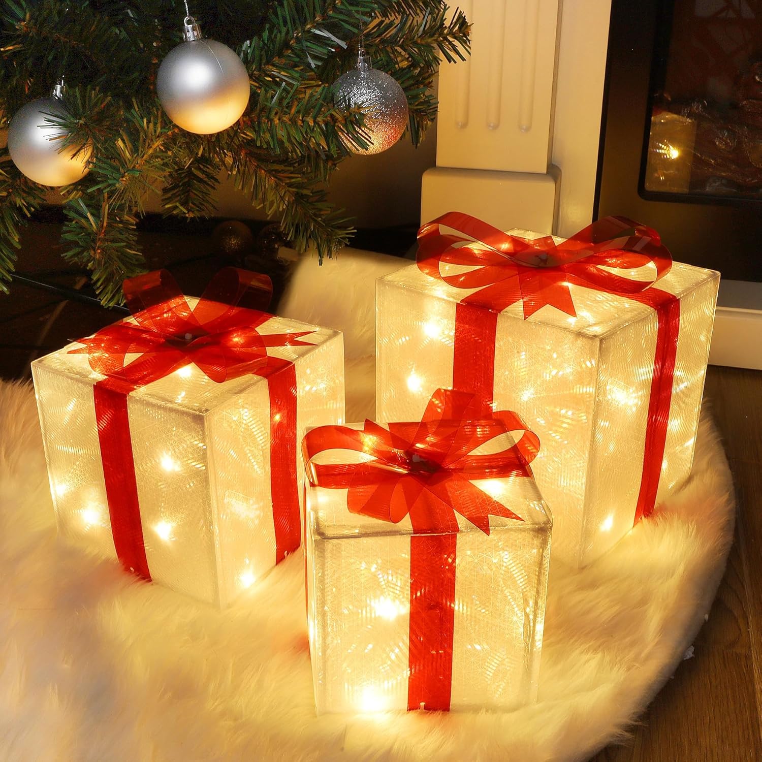 Juegoal Christmas Lighted PVC Gift Boxes Decorations, Pre-lit Light Up Christmas Tree Skirt Ornament Indoor Holiday Party Christmas Pathway Present Box Home Yard Art, Set of 3